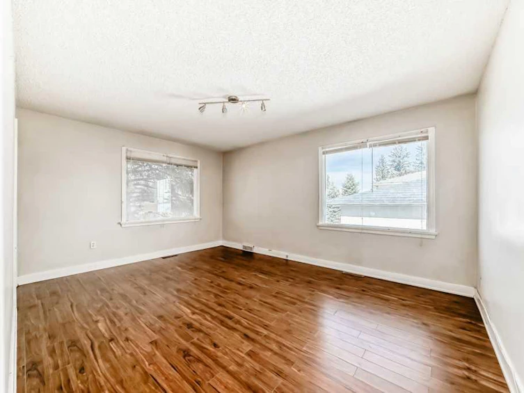 1610 40 Street SW, Calgary, AB, T3C 1W9 - 16