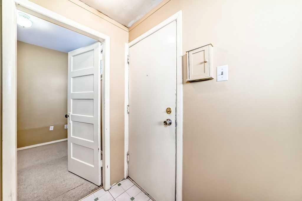 1610 40 Street SW, Calgary, AB, T3C 1W9 - 37