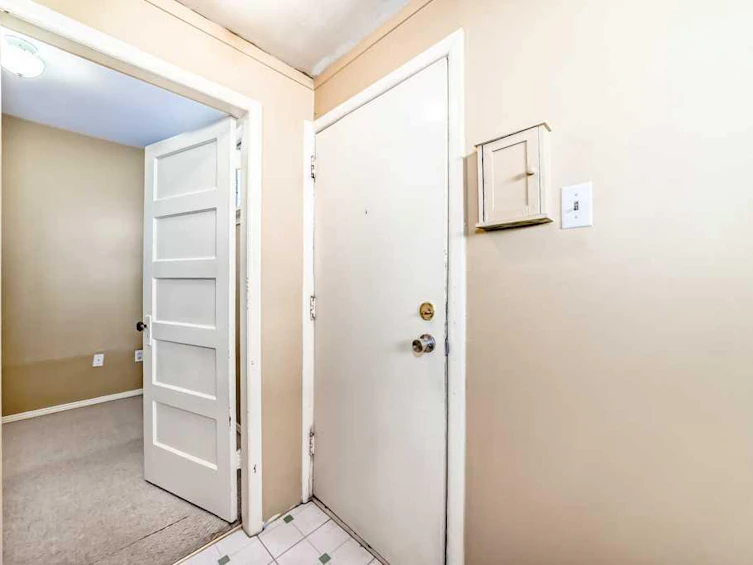1610 40 Street SW, Calgary, AB, T3C 1W9 - 37