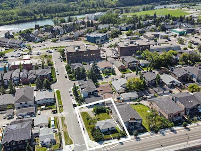 4503 Bowness Road NW - 5