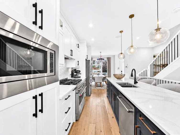 1703 31 Avenue SW, Calgary, AB, T2T 1S6 - 12
