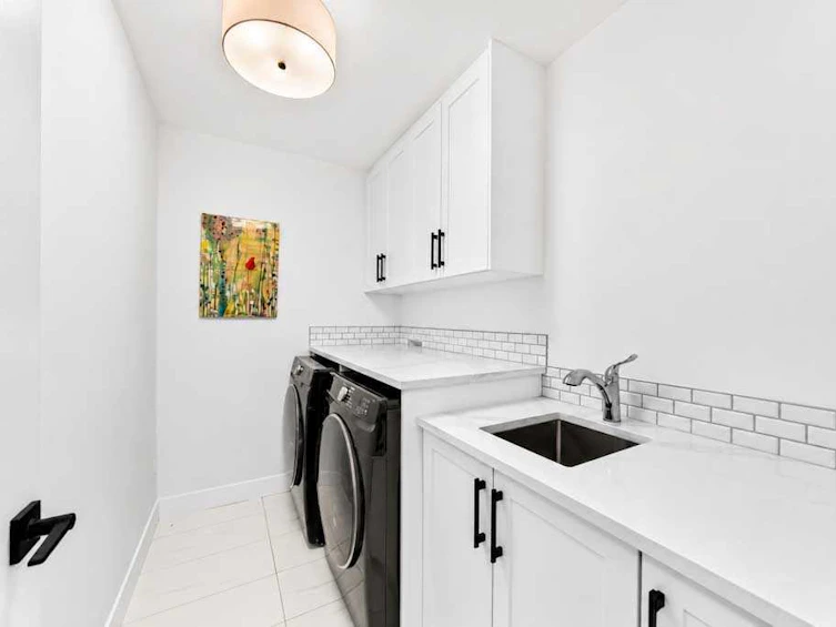 1703 31 Avenue SW, Calgary, AB, T2T 1S6 - 35