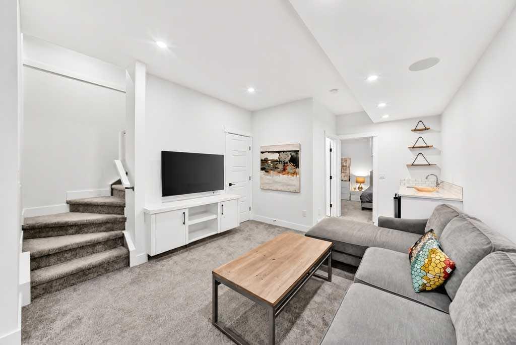 1703 31 Avenue SW, Calgary, AB, T2T 1S6 - 44
