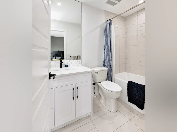 1703 31 Avenue SW, Calgary, AB, T2T 1S6 - 34