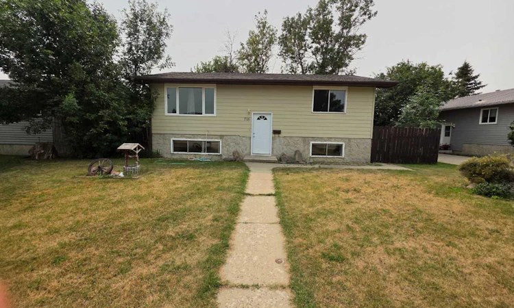 715 Rosewood Avenue
