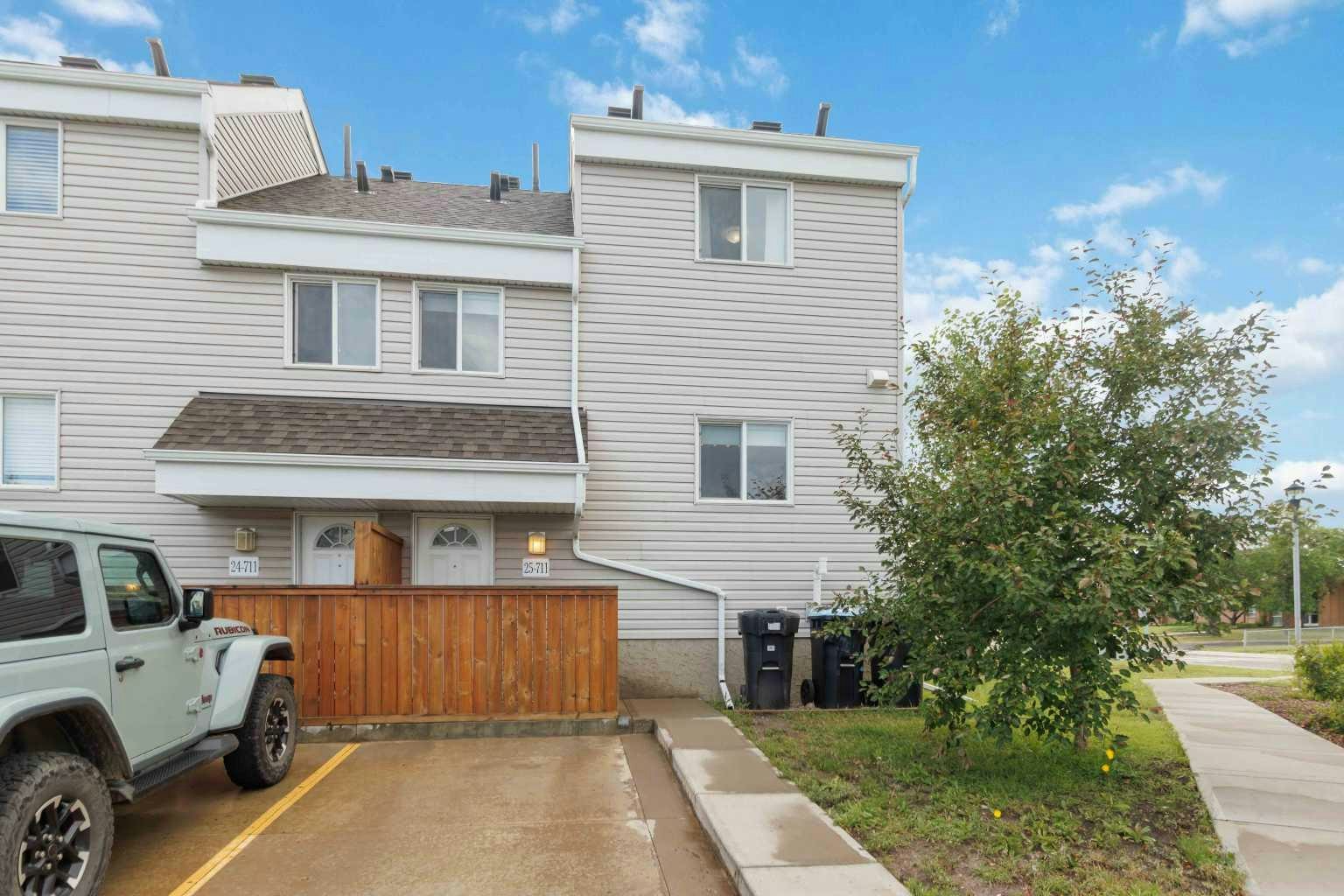 25-711 Beacon Hill, Fort Mcmurray, AB, T9H 3R5