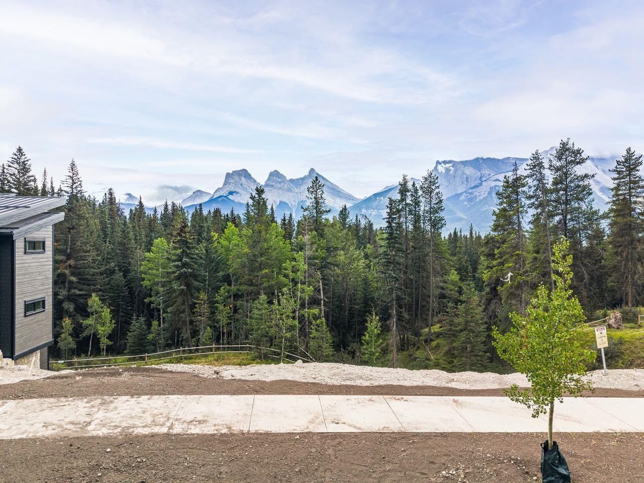 442 Mountian Tranquility Place, Canmore, AB, T1W 0P3