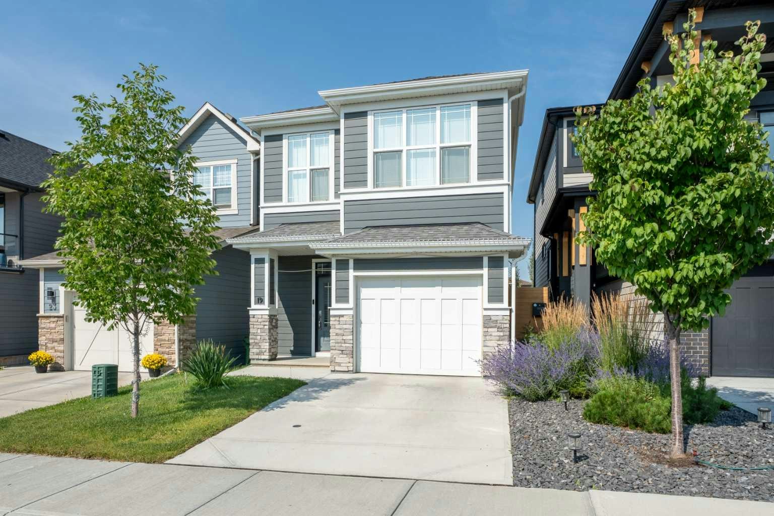 19 Cranbrook Gardens SE, Calgary, AB, T3M 2X5