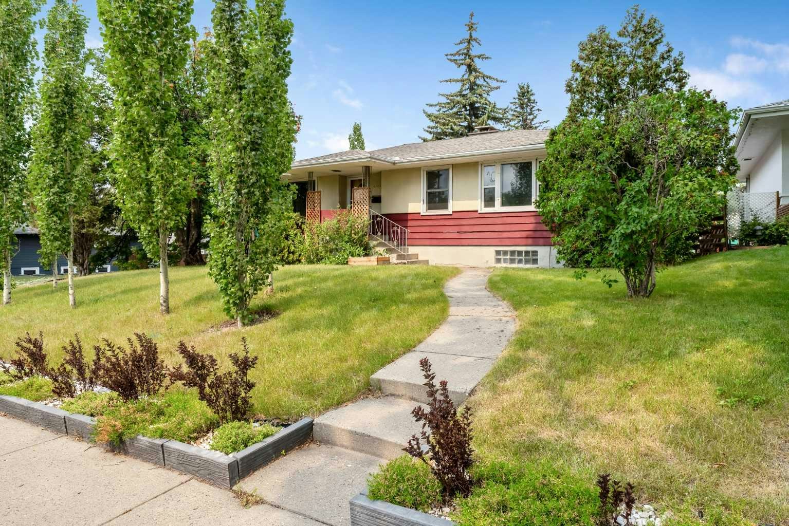 2720 32 Avenue SW, Calgary, AB, T3E 0W2