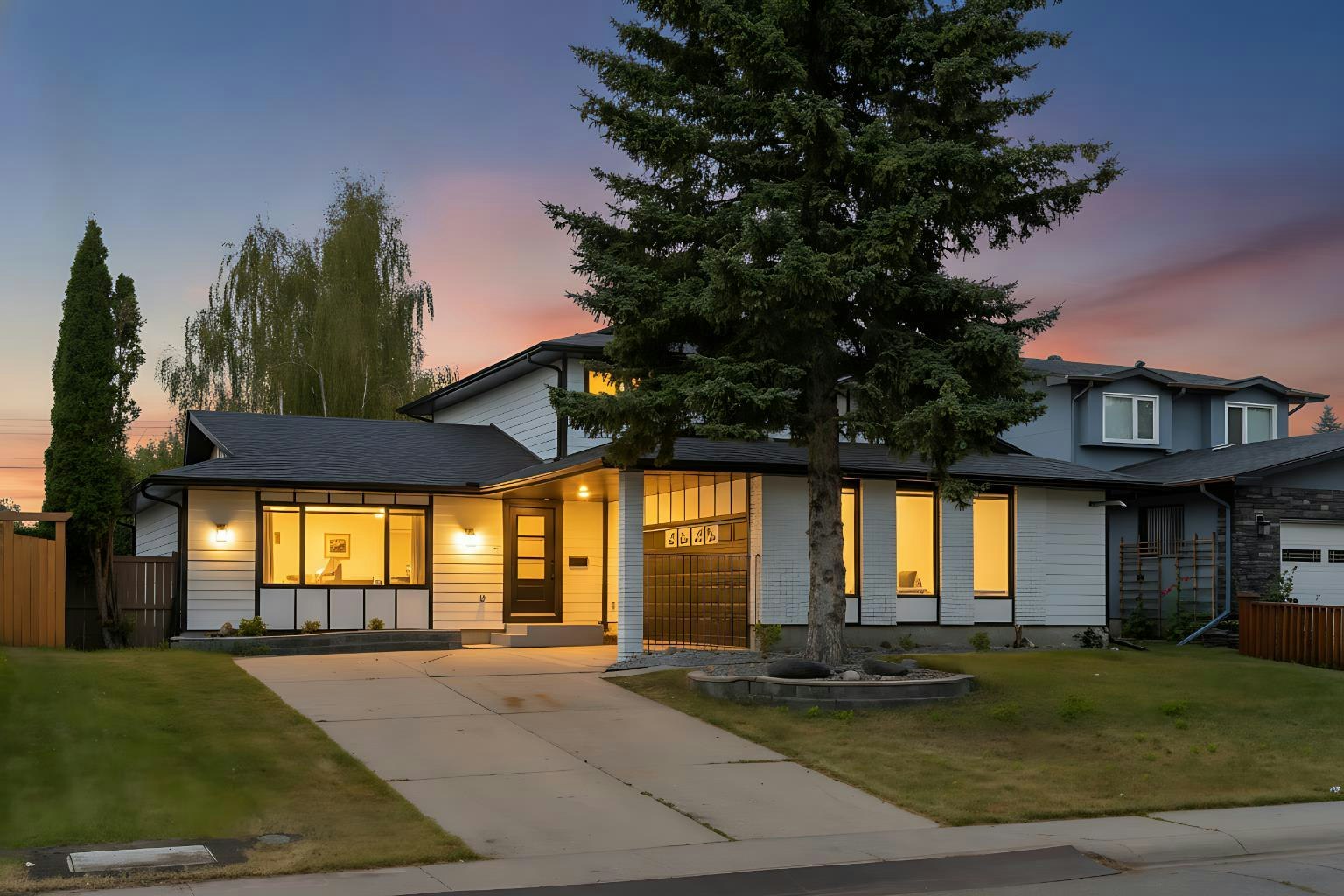 816 Lake Ontario, Calgary, AB, T2J 3J9