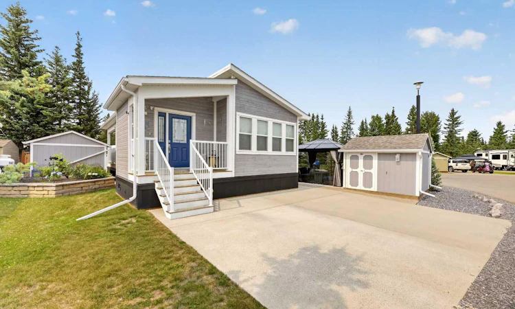 38-32351 Range Road 55