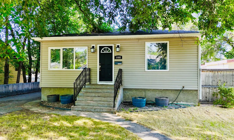 1408 12 Avenue S