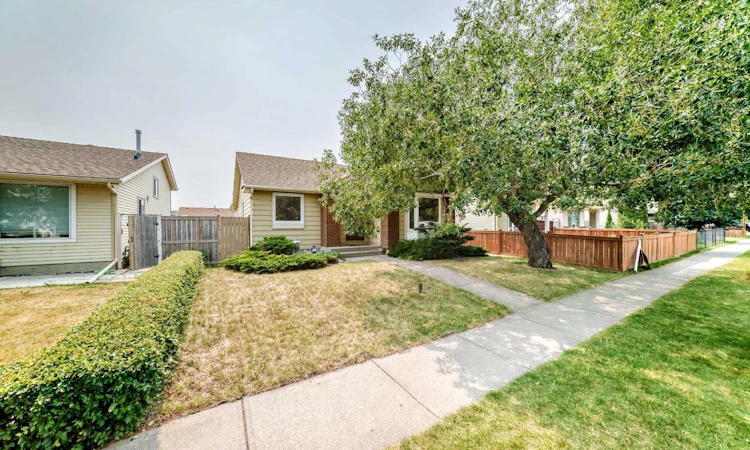 128 Erin Woods Drive SE