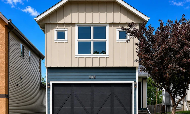 108 Sage Valley Drive NW