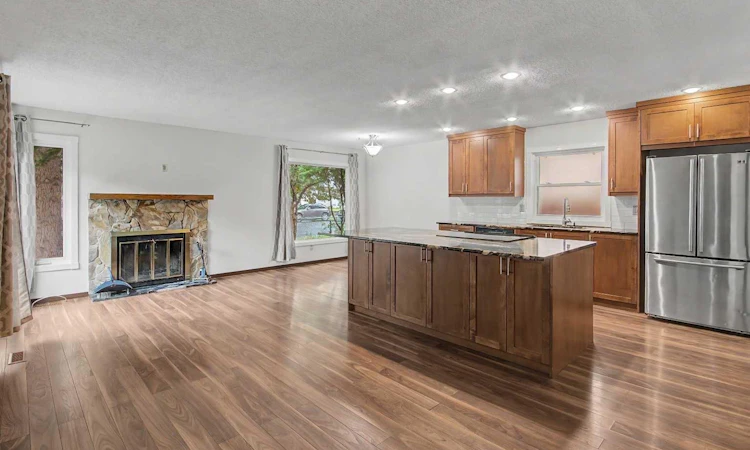 115 Mckenna Crescent SE