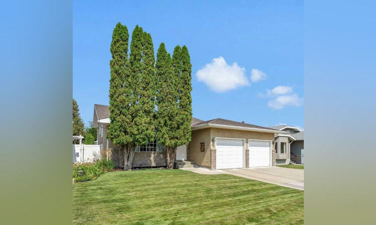 44 Prairie Drive NE