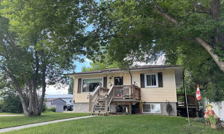 110 Railway Avenue