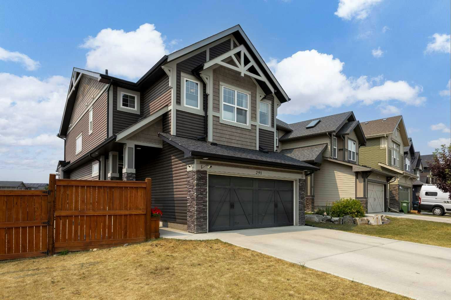 291 Paint Horse Drive, Cochrane, AB, T4C 2M3