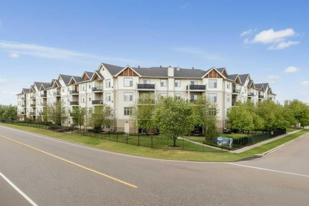 107-100 Lakeway Boulevard, Sylvan Lake, AB, T4S 0A4