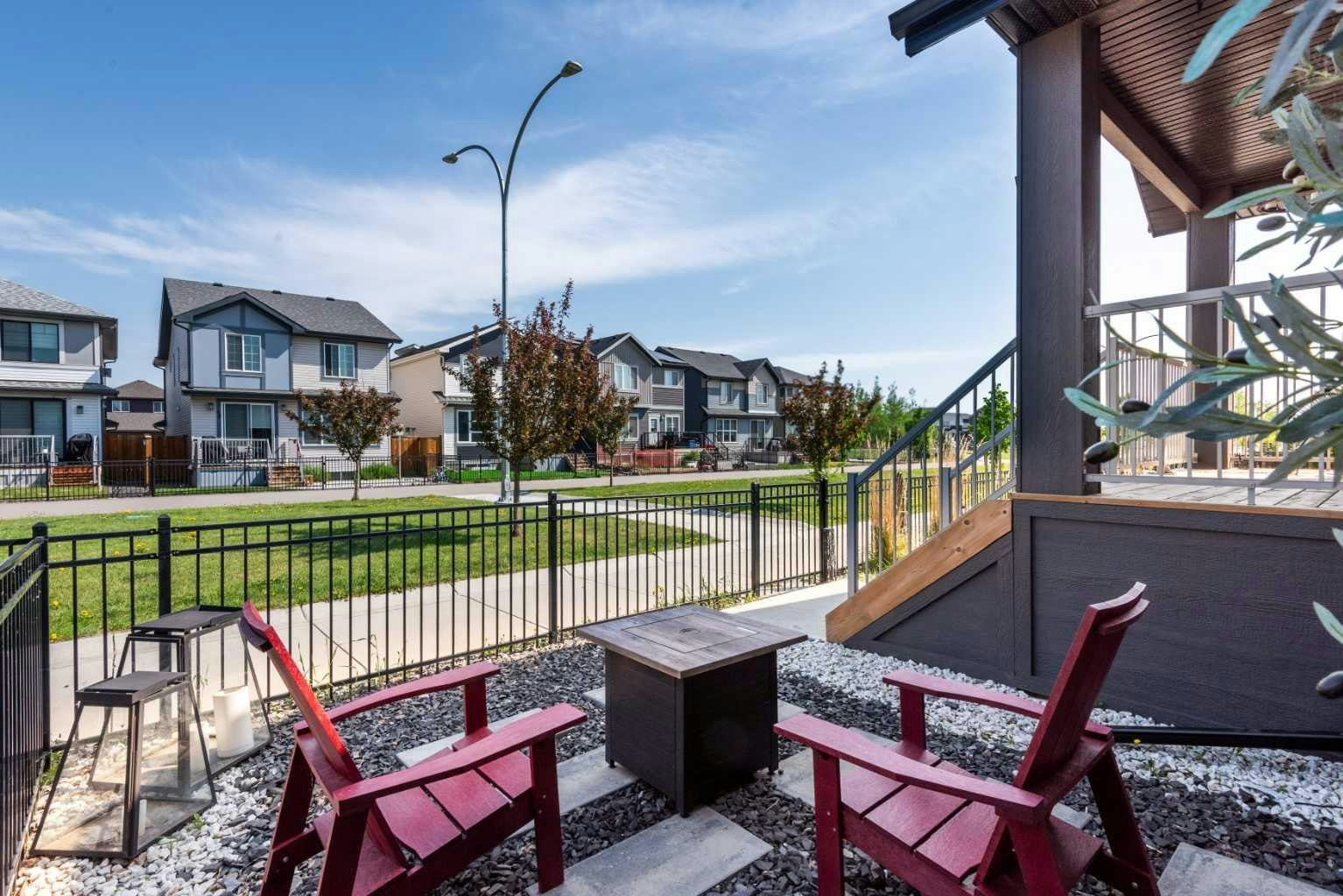 47 Walgrove Park SE, Calgary, AB, T2X 4N9 - 35
