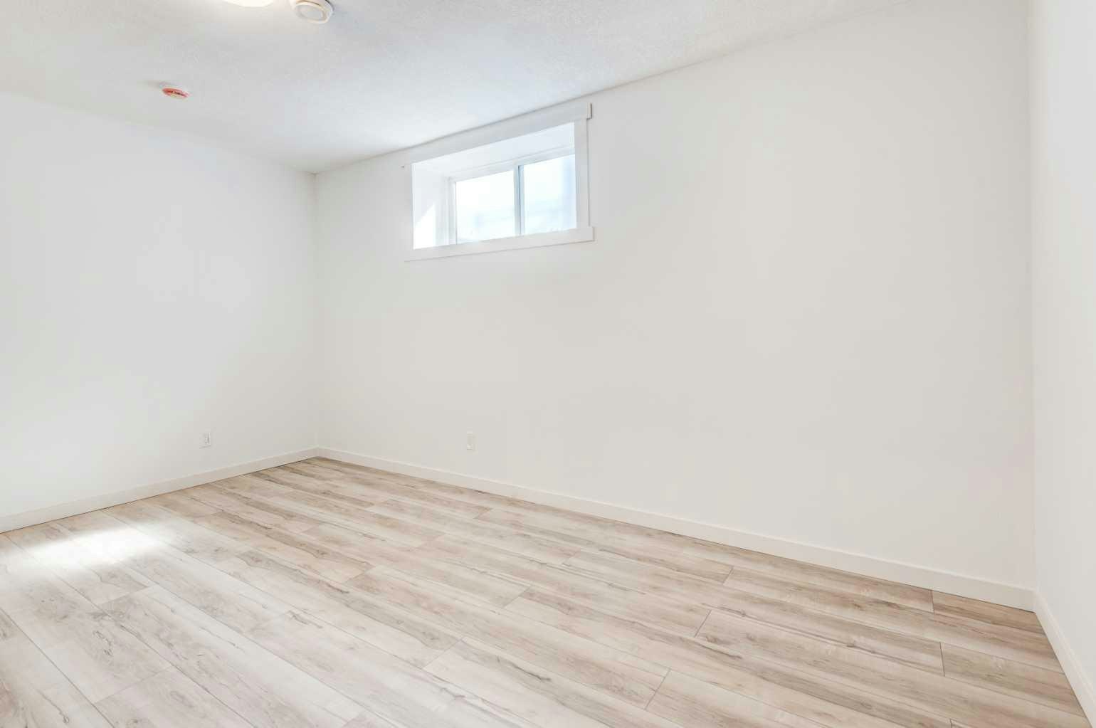 47 Walgrove Park SE, Calgary, AB, T2X 4N9 - 31