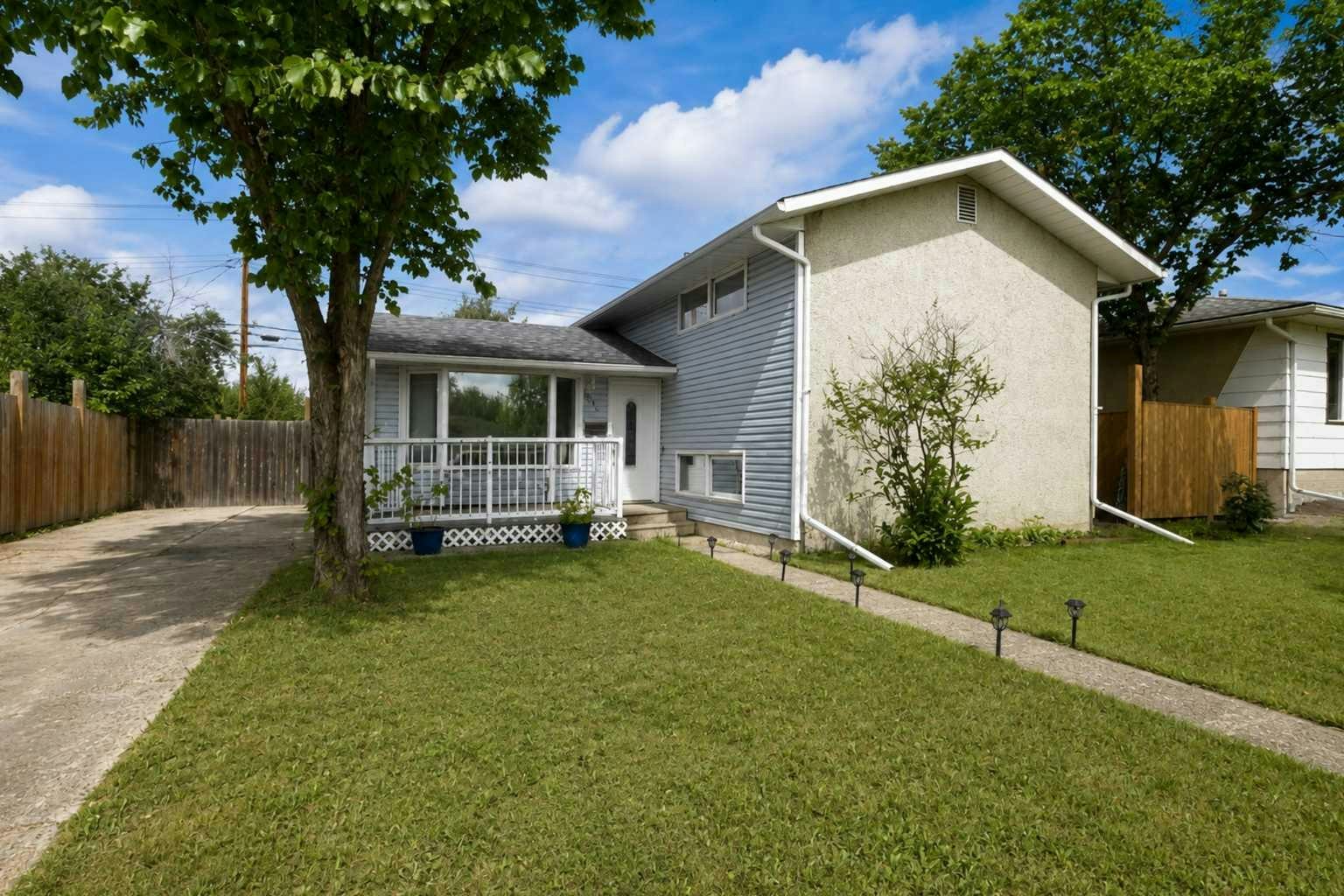 10214 111 Avenue, Grande Prairie, AB, T8V 1T8
