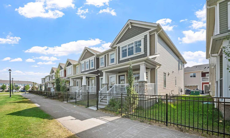 220 Windbury Lane SW