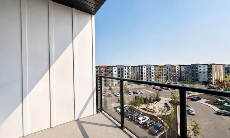 1614-60 Skyview Ranch Road NE