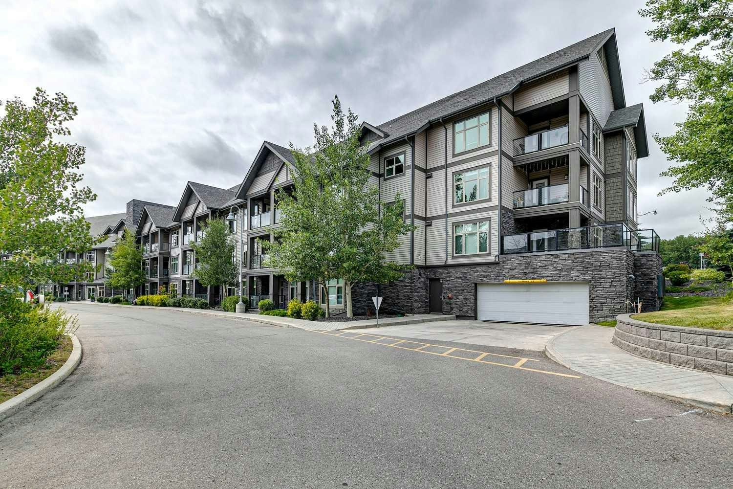 225-15 Aspenmont Heights SW, Calgary, AB, T3H 0E3