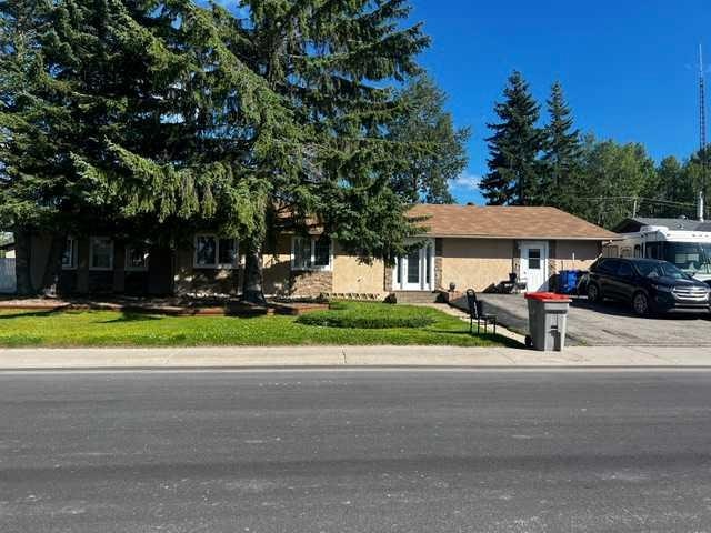 507 Hammond Dr S, Fox Creek, AB, T0H 1P0