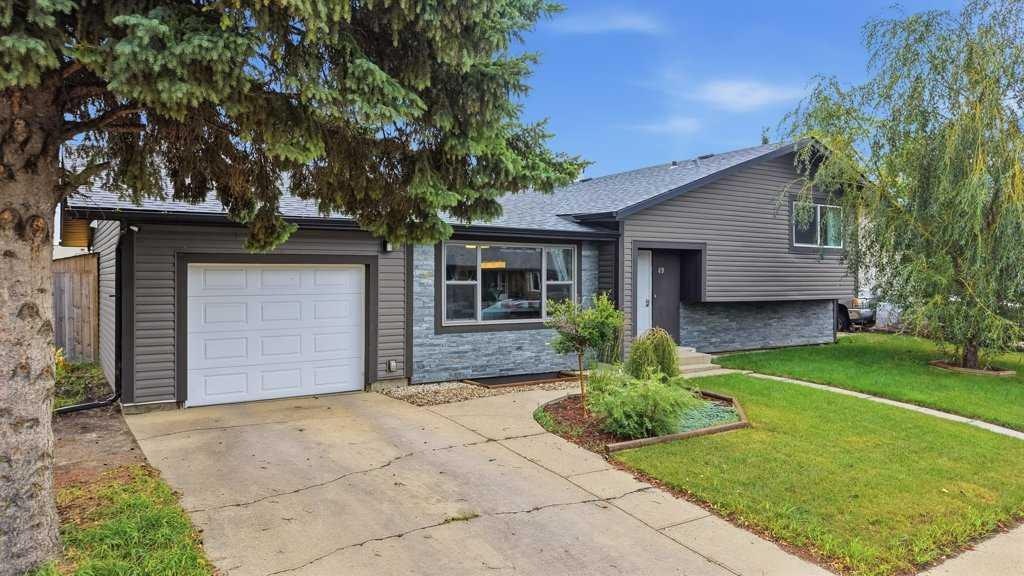 49 Macfarlane Avenue, Red Deer, AB, T4N 5S9