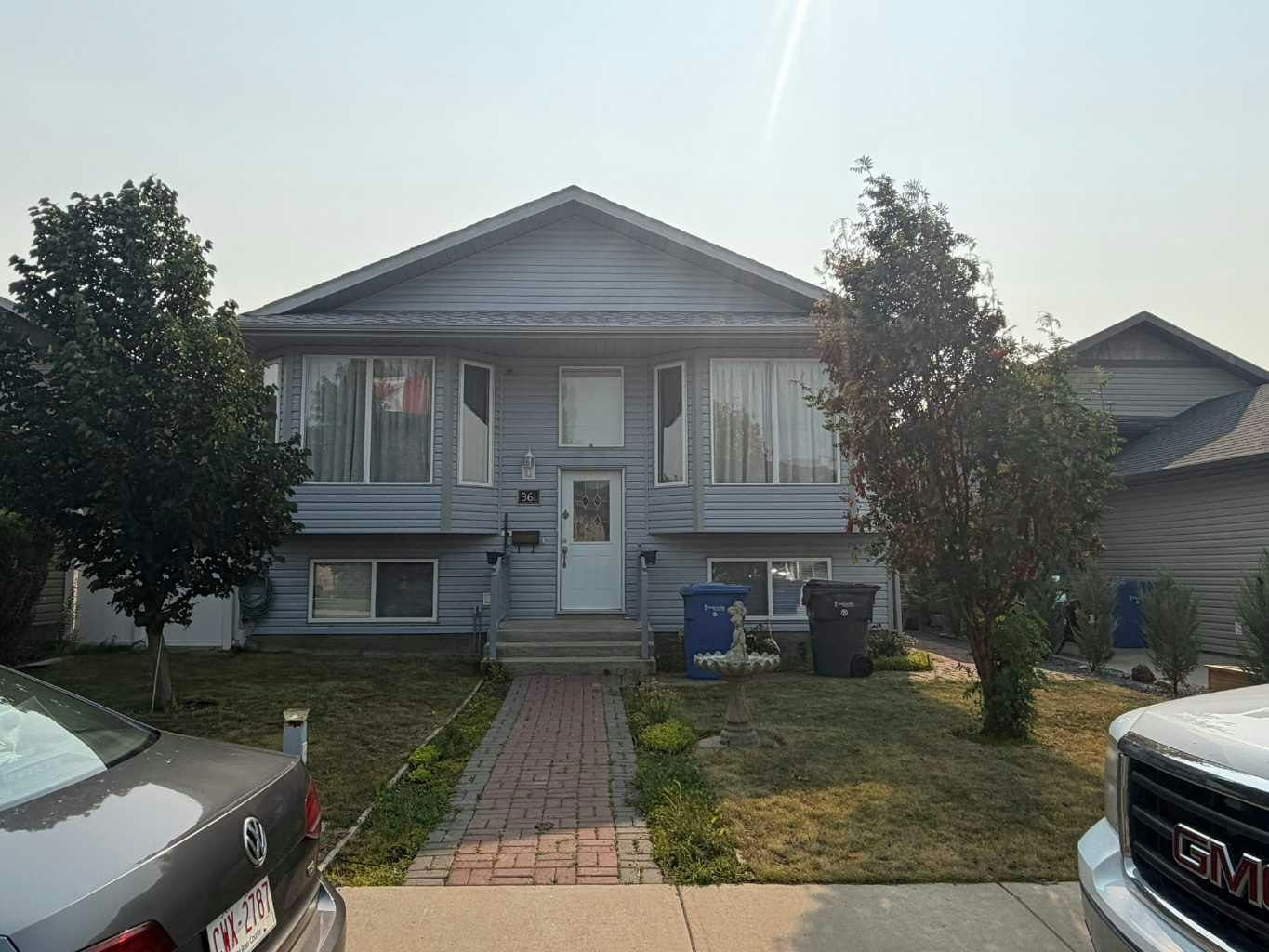 361 Somerset Row SE, Medicine Hat, AB, T1B 0H2