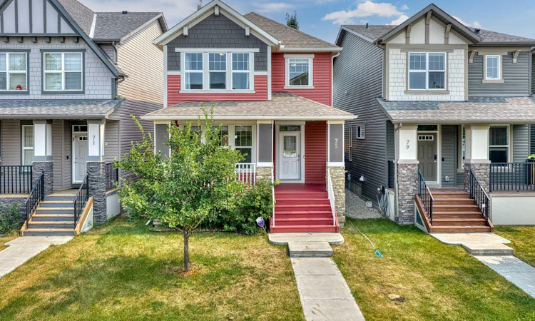 75 Legacy Glen Row SE