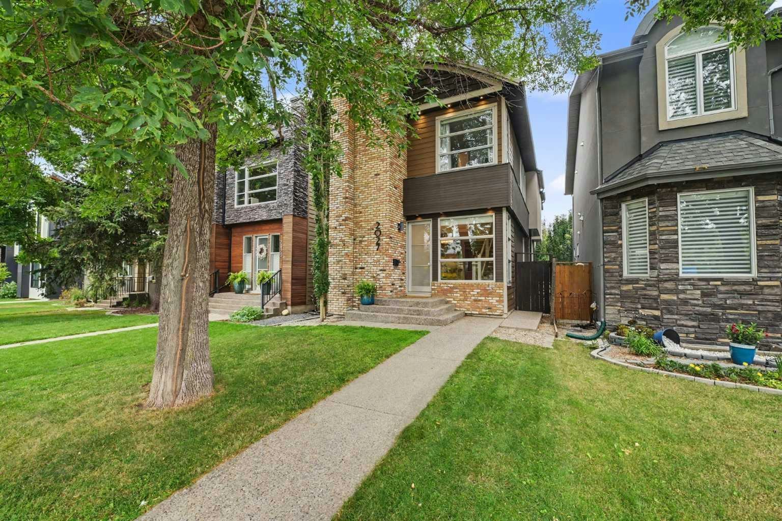 2027 42 Avenue SW, Calgary, AB, T2T 2M8