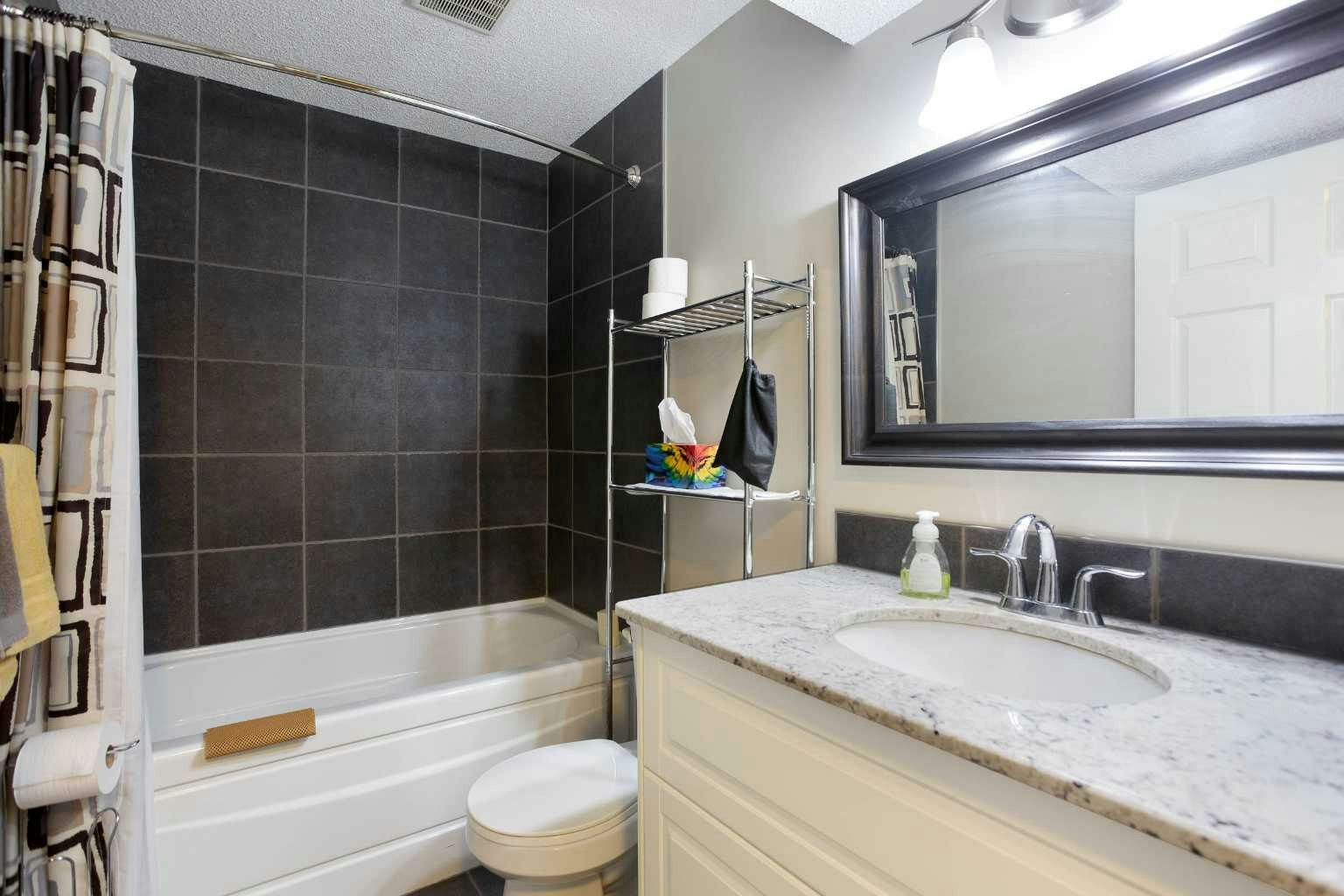 24 Sun Harbour Place SE, Calgary, AB, T2X 3B2 - 27