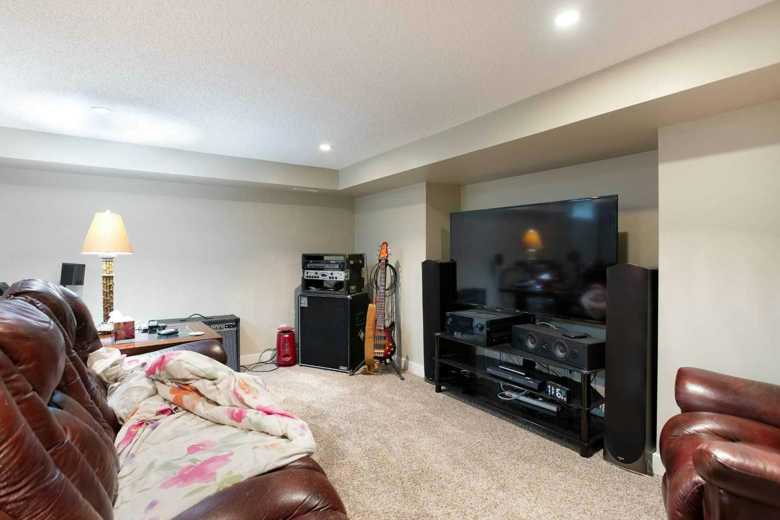 24 Sun Harbour Place SE, Calgary, AB, T2X 3B2 - 26