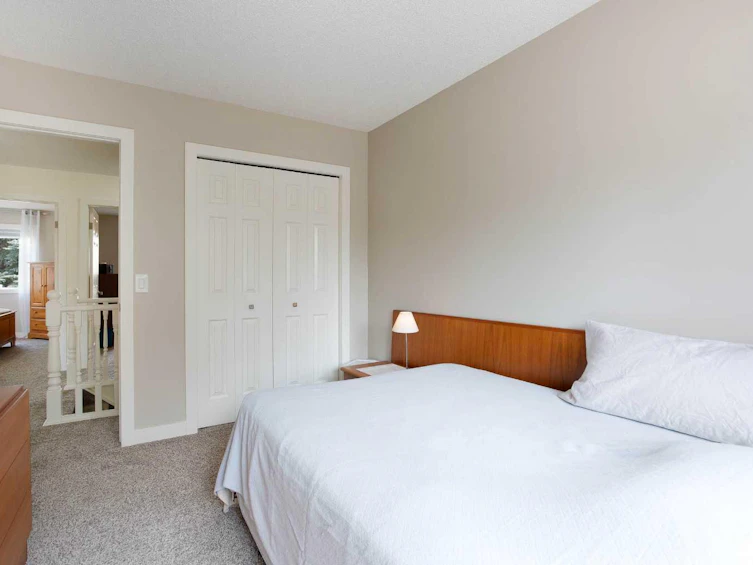 24 Sun Harbour Place SE, Calgary, AB, T2X 3B2 - 23