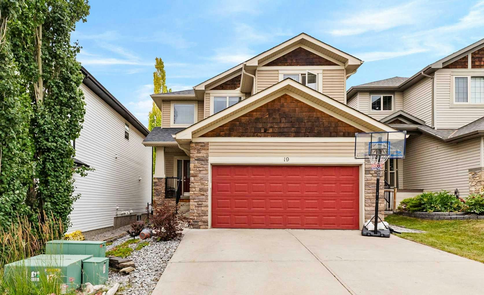 19 Sunset Circle, Cochrane, AB, T4C 0C3