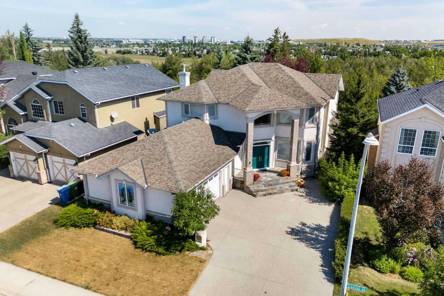 250 Diamond Drive SE, Calgary, AB, T2J 7C8