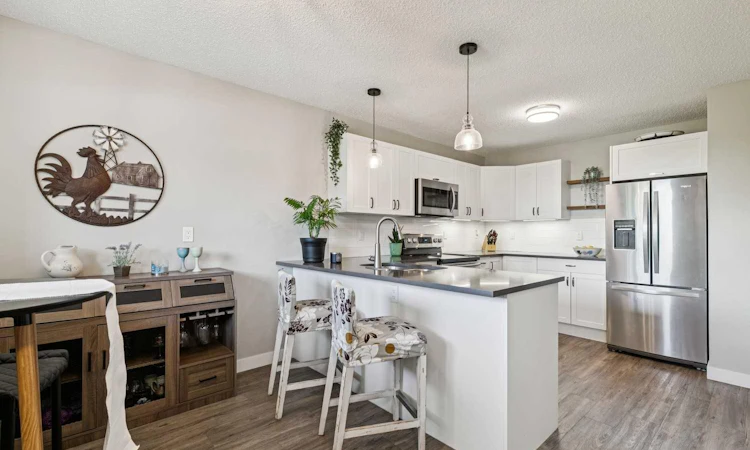 110S-203 Lynnview Road SE