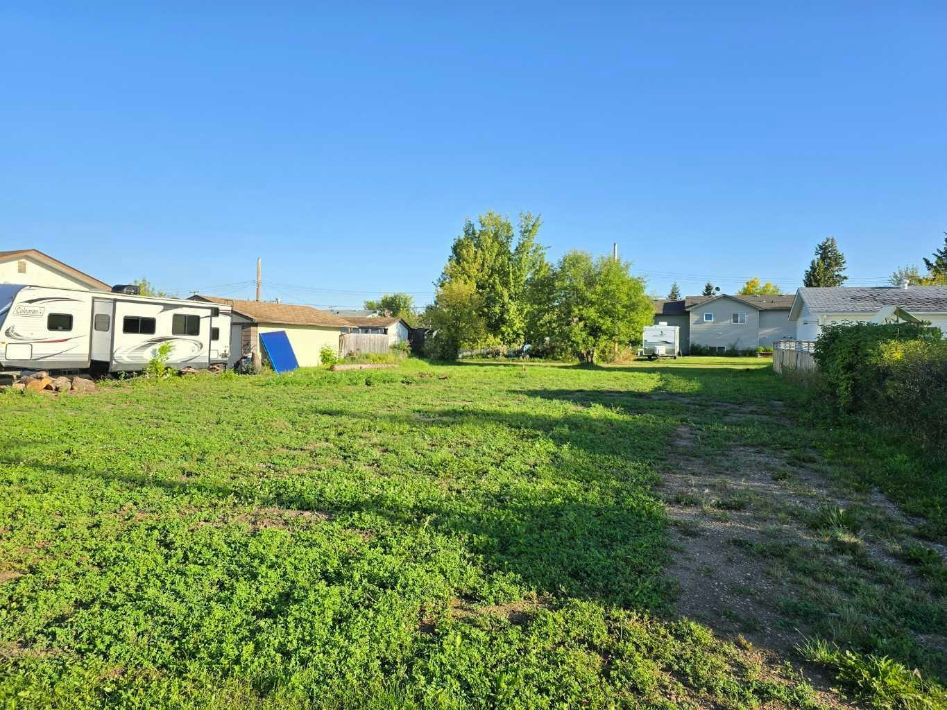 24 1 Avenue NE, Mclennan, AB, T0H 2L0