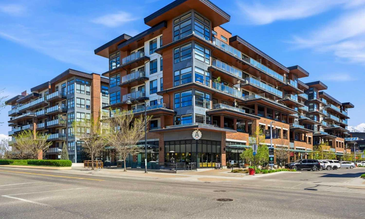 618-122 Mahogany Centre SE