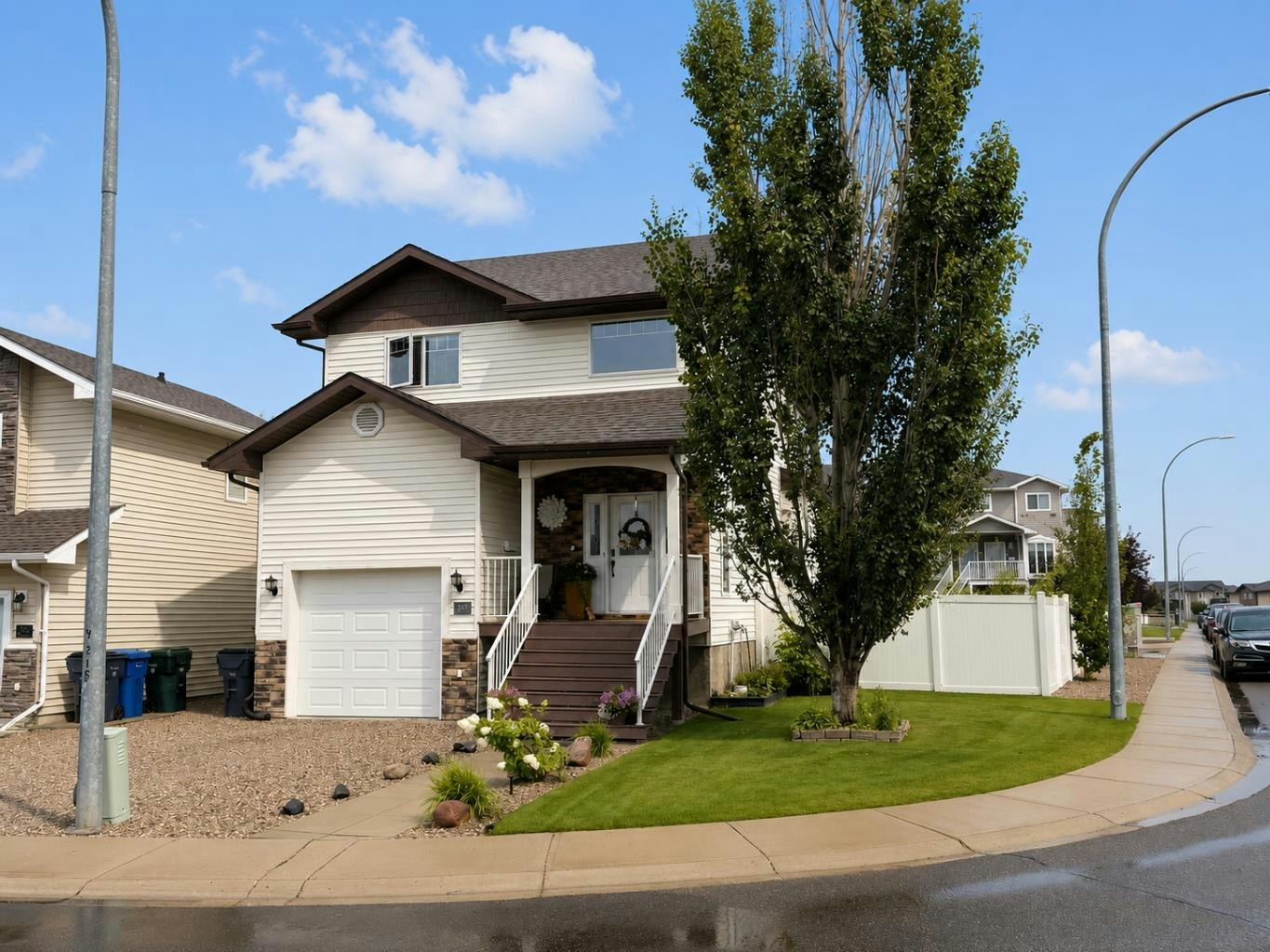 230 Somerset Way SE, Medicine Hat, AB, T1B 0B6