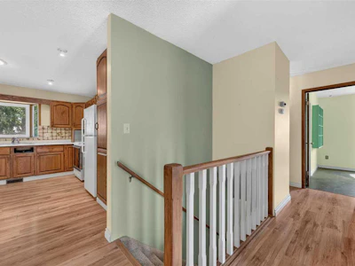 714 9 Avenue SE - 5