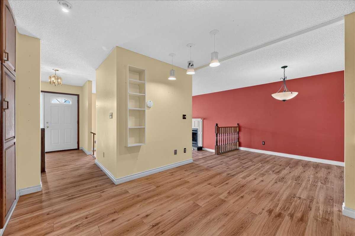714 9 Avenue SE, High River, AB, T1V 1K3 - 16