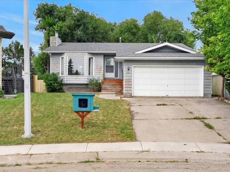 714 9 Avenue SE, High River, AB, T1V 1K3 - 50