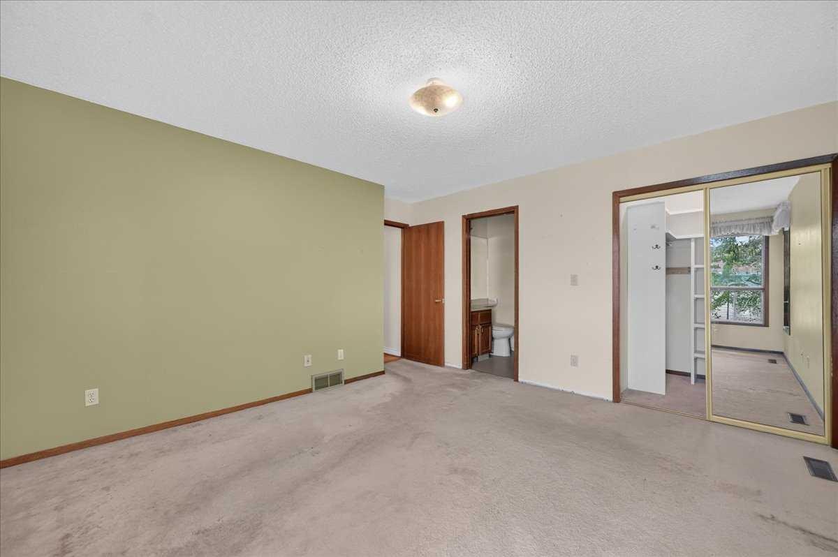 714 9 Avenue SE, High River, AB, T1V 1K3 - 25