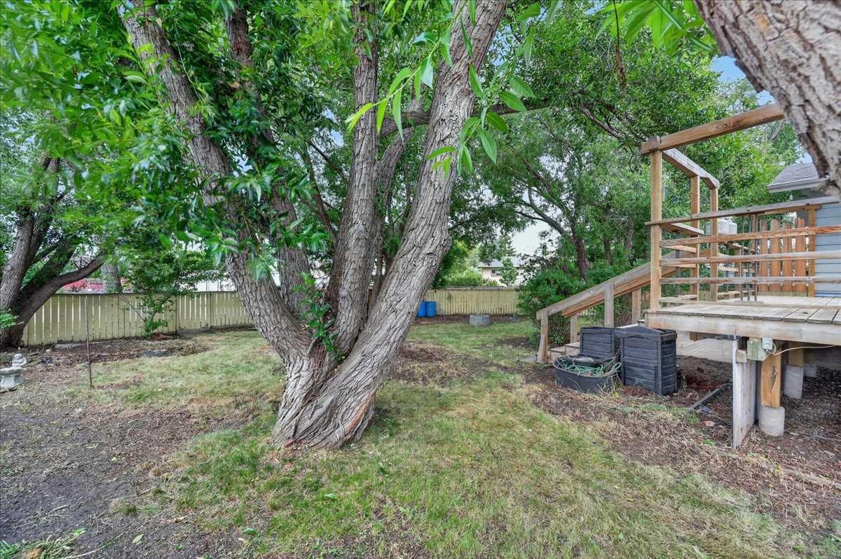 714 9 Avenue SE, High River, AB, T1V 1K3 - 44