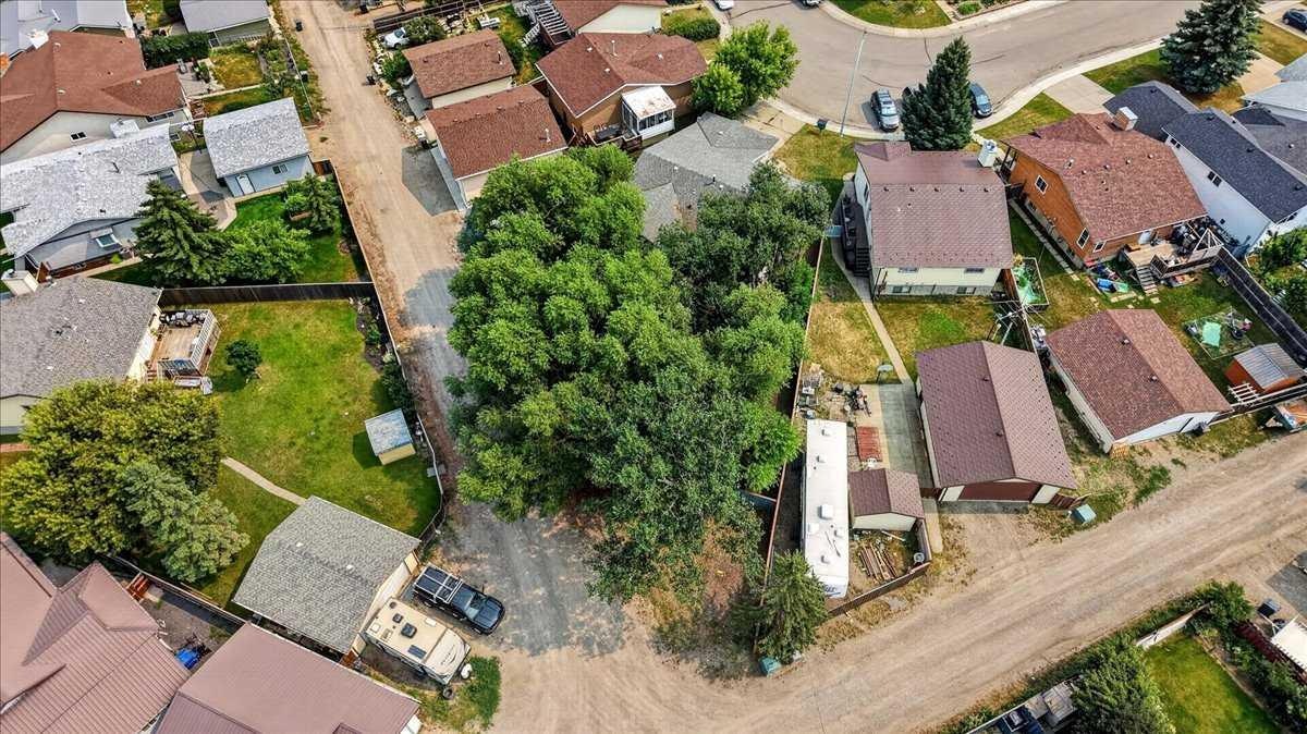 714 9 Avenue SE, High River, AB, T1V 1K3 - 45
