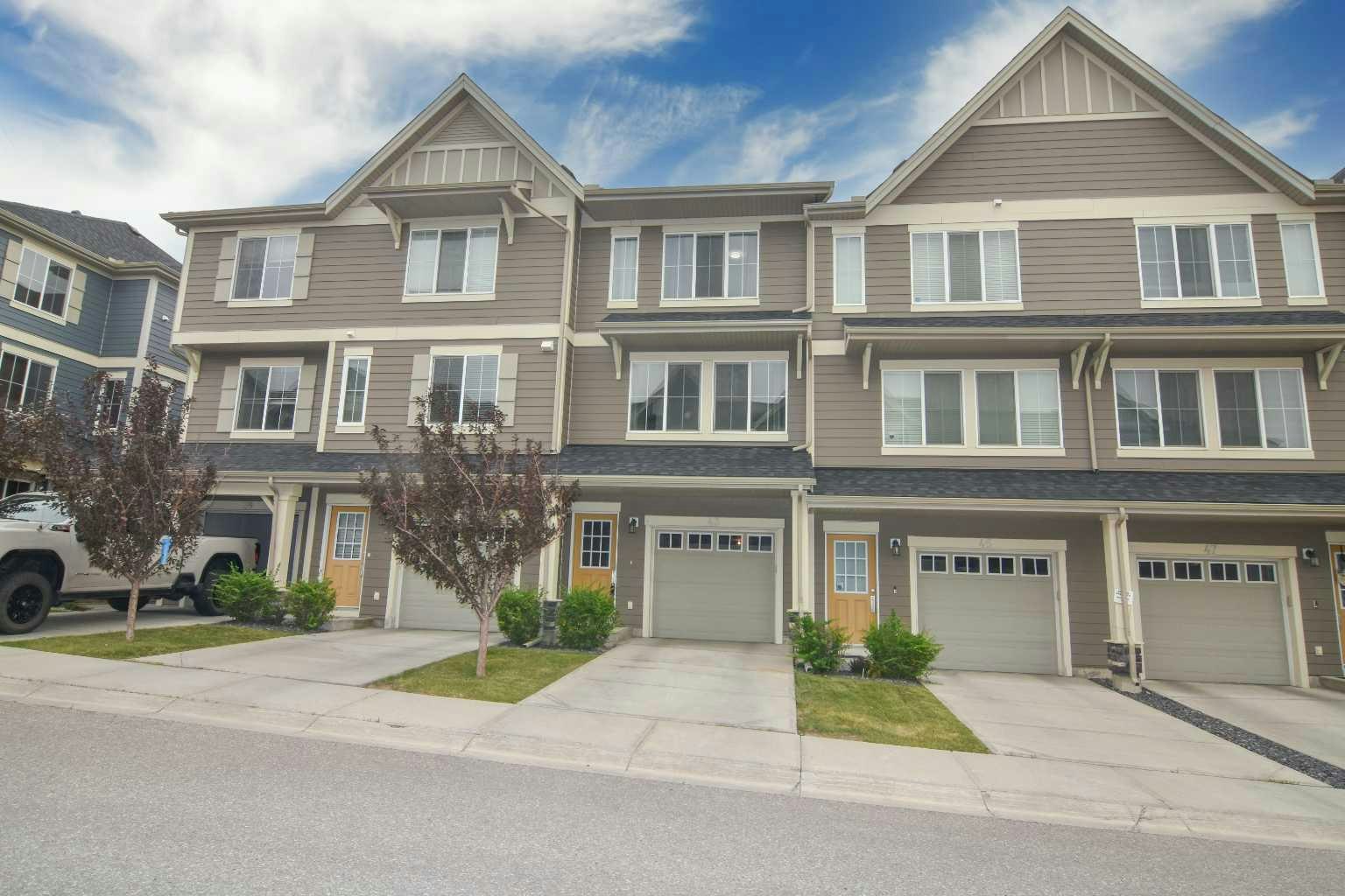 43 Kinlea Common NW, Calgary, AB, T3R 0S2